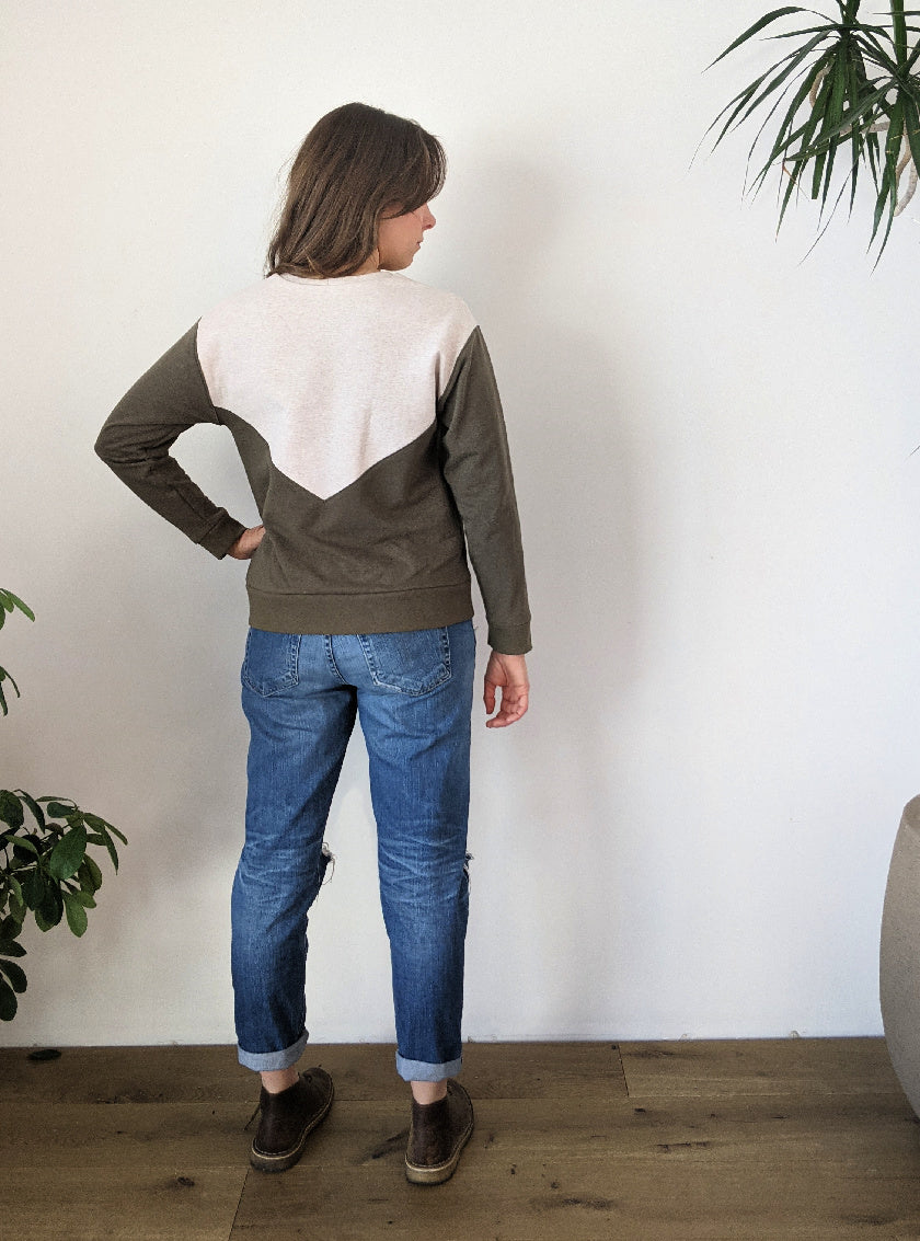 Sitka Sweatshirt Size 0-20