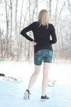 Load image into Gallery viewer, Miss Tamarack Tights
